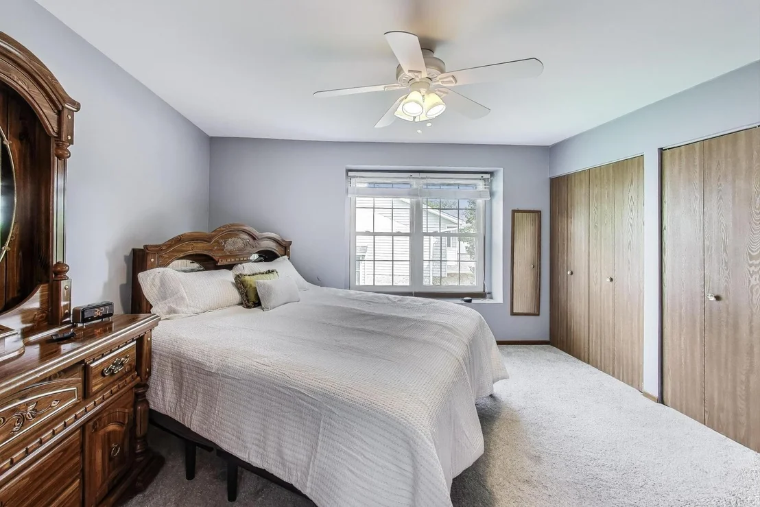 Photo of 659 N Meadows Boulevard N