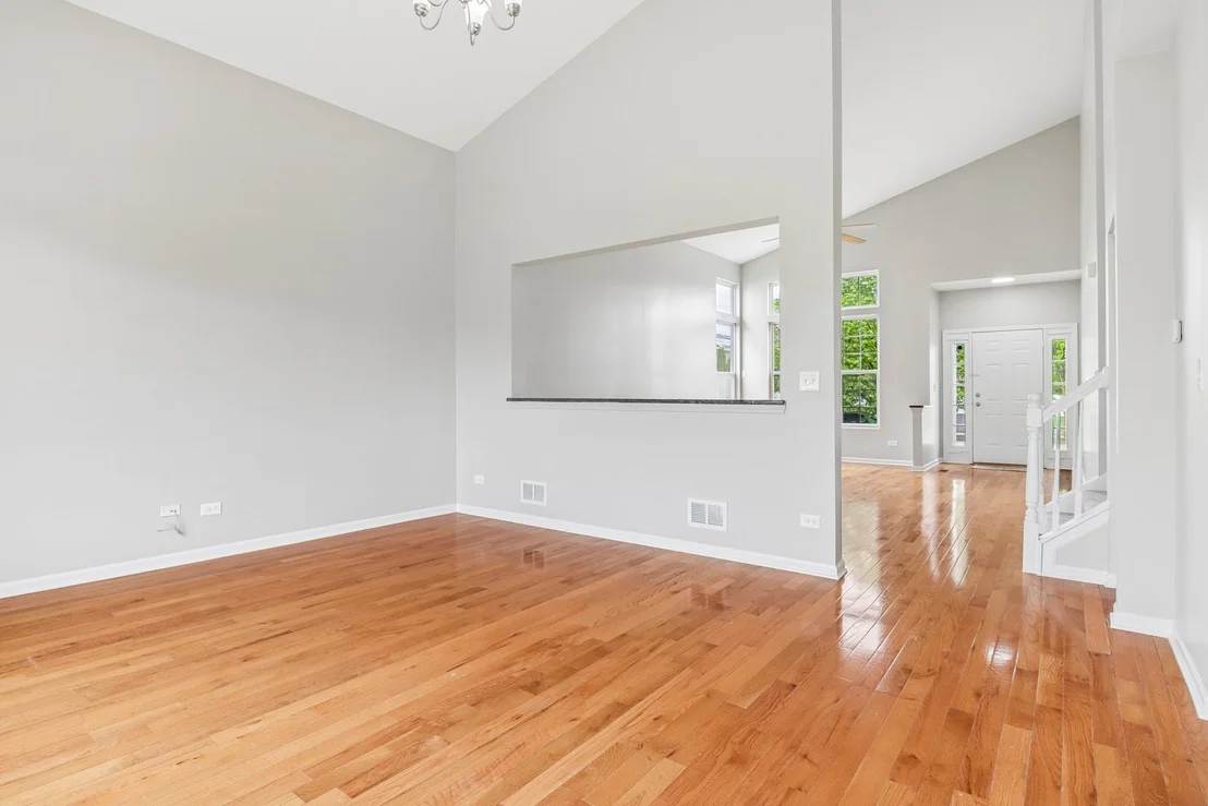 Photo of 479 Foxborough Trail
