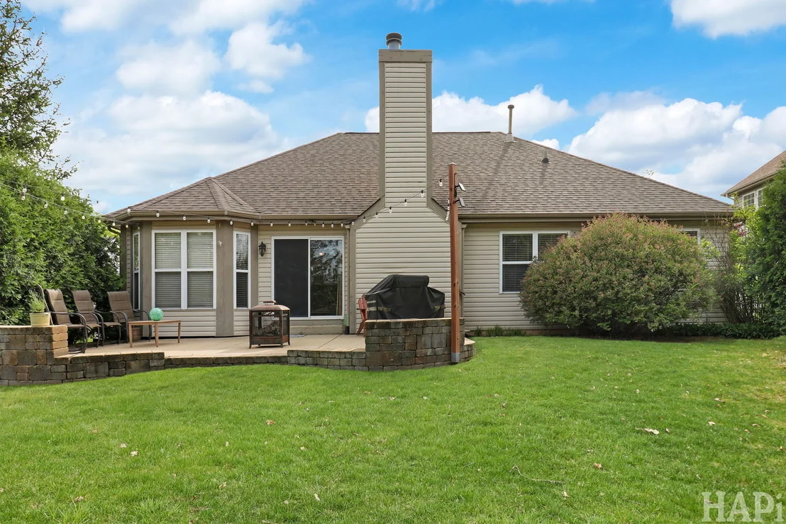 Photo of 326 Garrison Circle