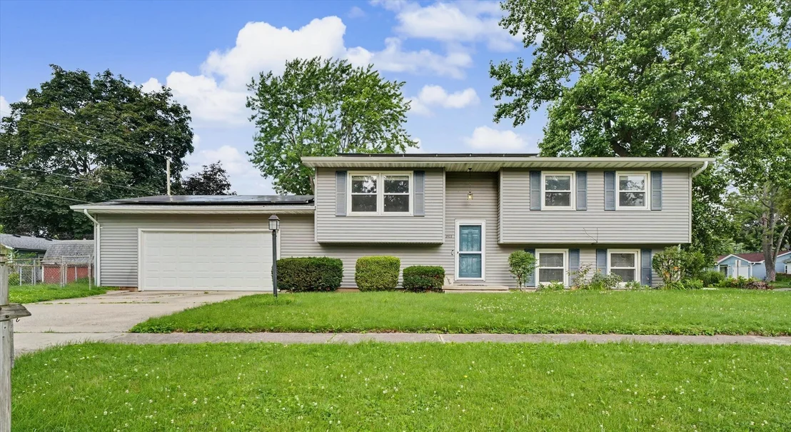 Photo of 2401 Arden Drive