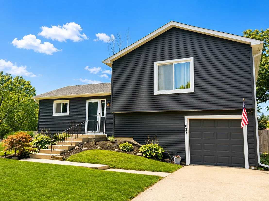 Photo of 1037 Ridgewood Drive
