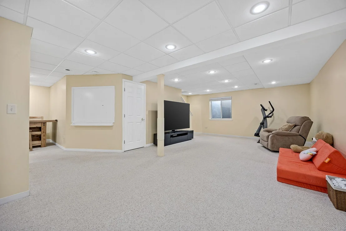 Photo of 3415 Rosecroft Lane