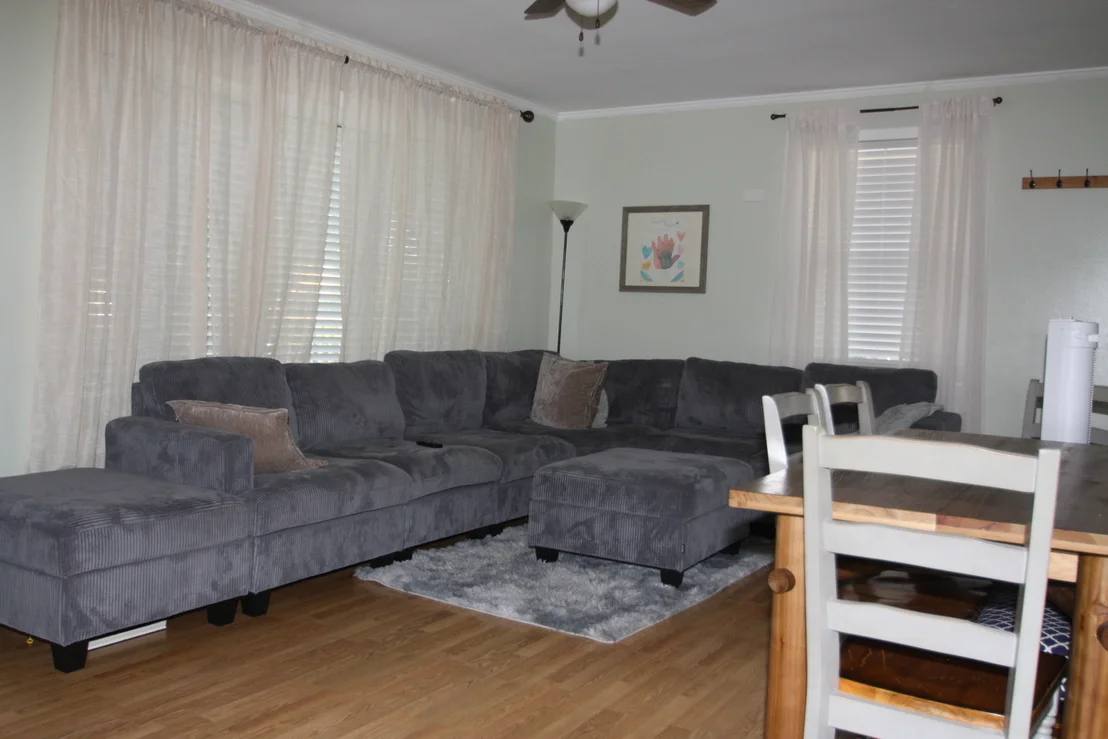 Photo of 3103 Martin Lane