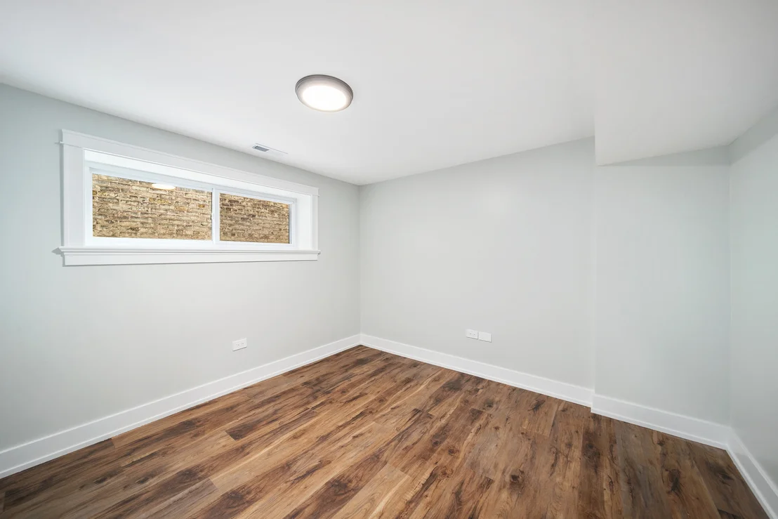 Photo of 5347 N Bernard Street