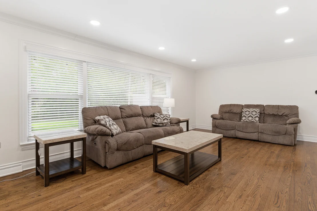 Photo of 1725 Sunset Ridge Road