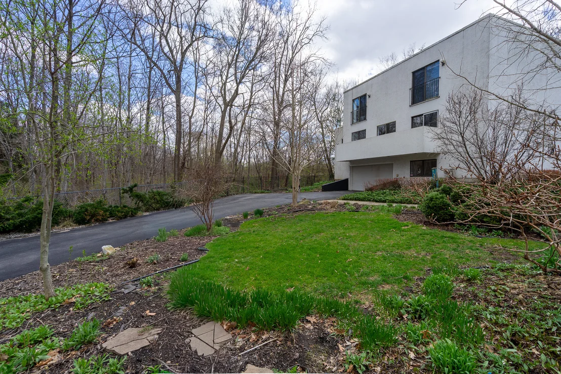 Photo of 324 Gina Drive