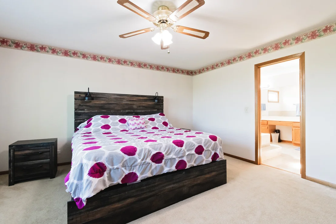 Photo of 549 Farmhill Circle