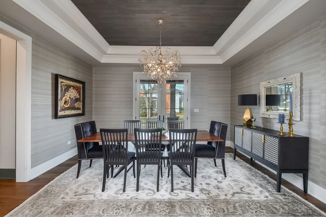 Photo of 618 N Wheaton Avenue