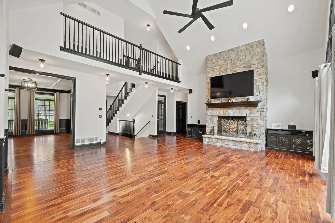 Photo of 5901 Whiting Drive