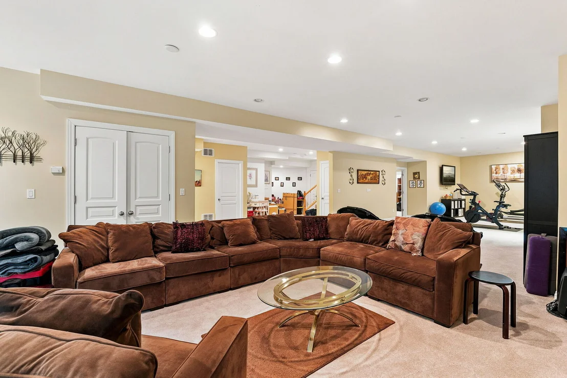 Photo of 1008 Meadow Road