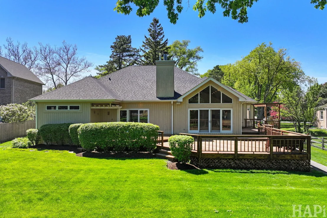 Photo of 225 Spruce Road