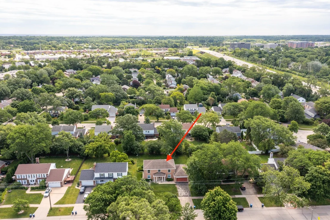 Photo of 255 Lee Road