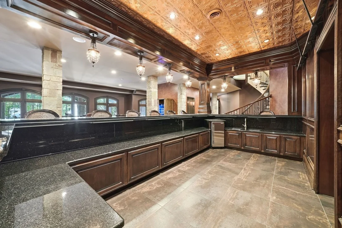 Photo of 501 Chatfield Road