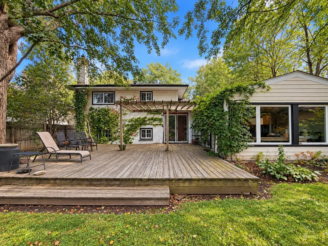 Photo of 426 Amherst Avenue
