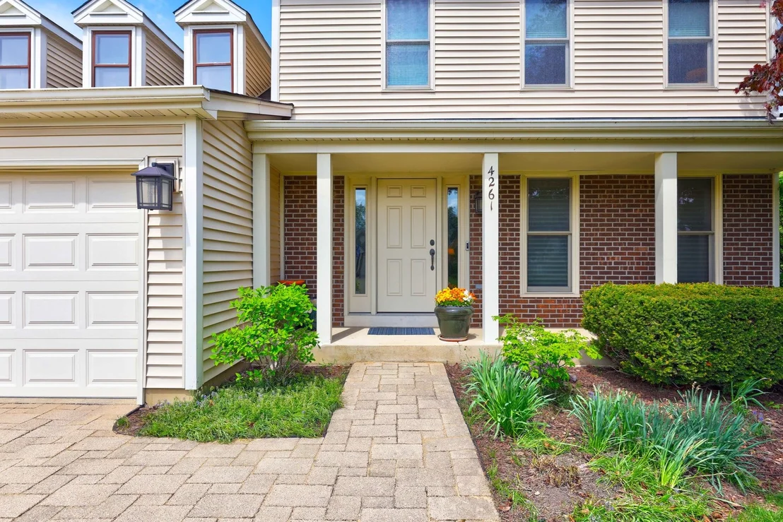Photo of 4261 Oak Knoll Lane