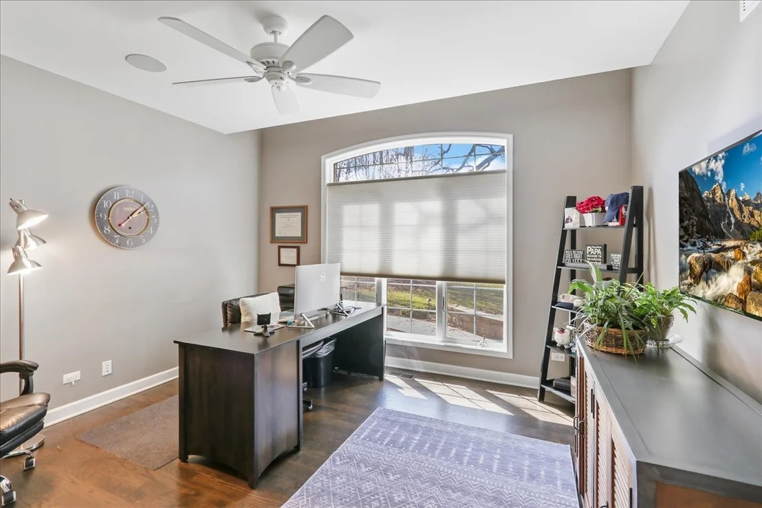 Photo of 519 Litchfield Lane