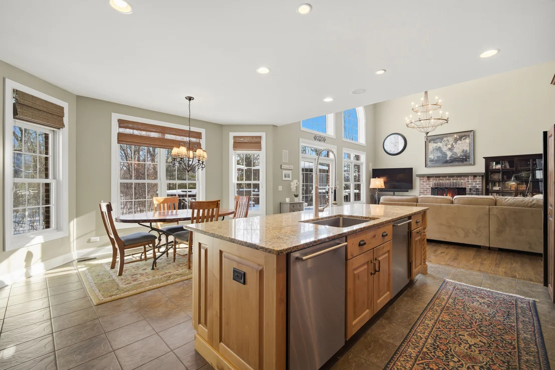 Photo of 422 Old Mill Circle