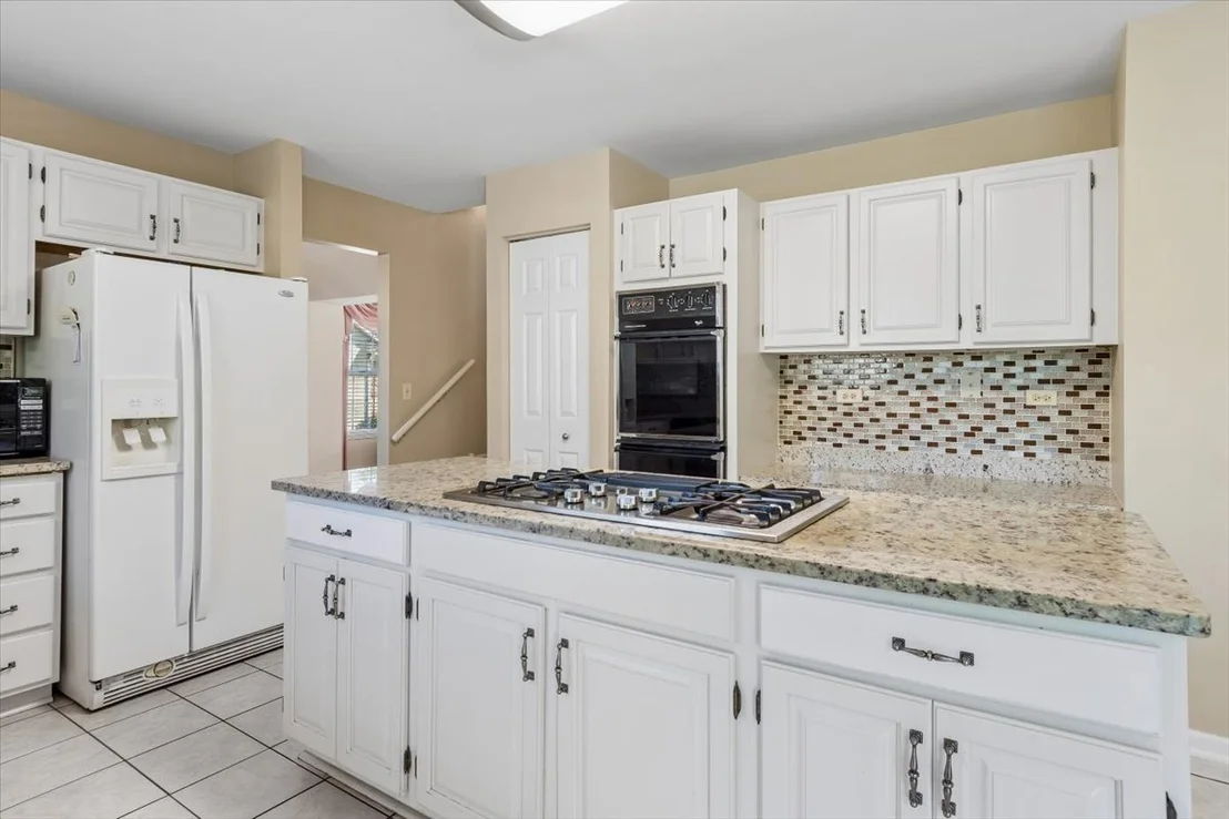 Photo of 925 Brompton Circle