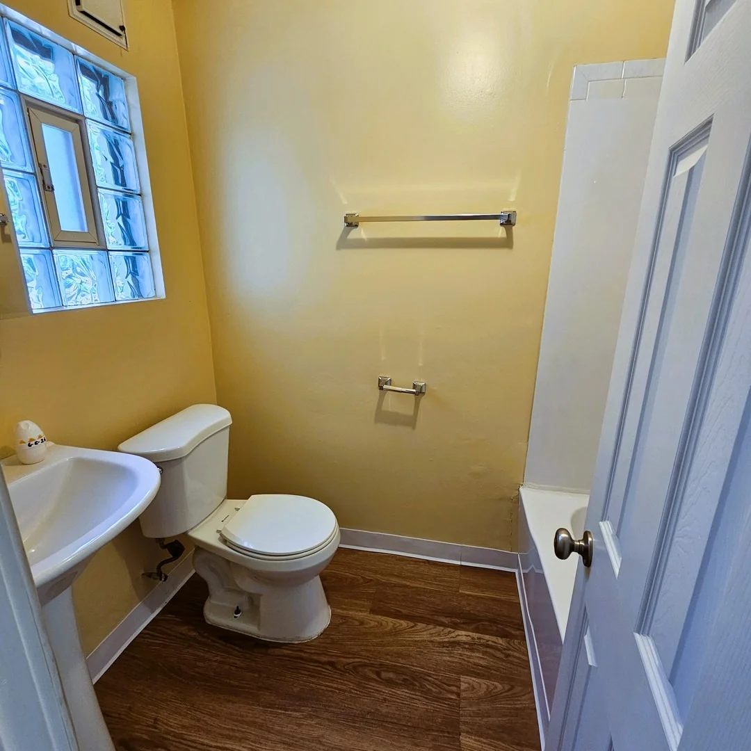 Photo of 611 Golfview Drive