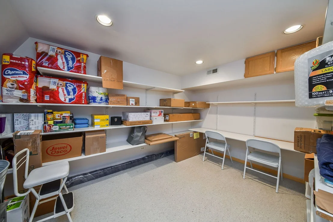 Photo of 959 Hill Crest Drive