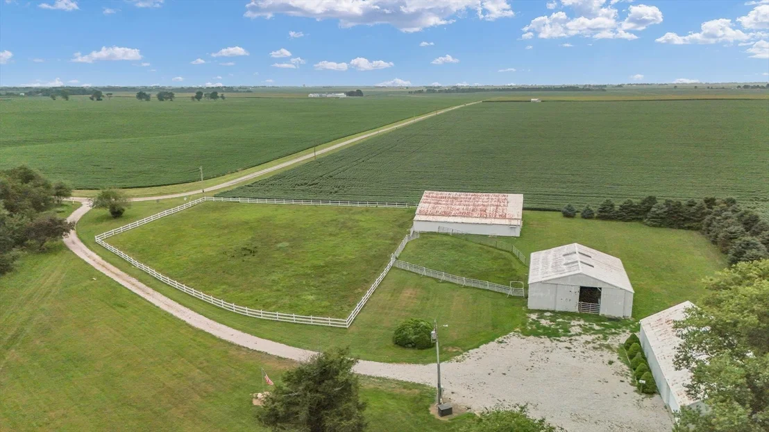 Photo of 425 County Road 1575 E