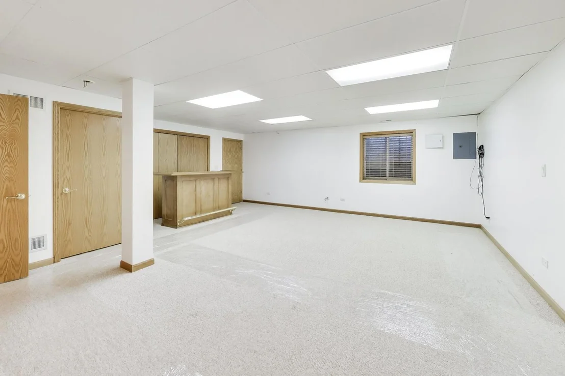 Photo of 2392 Carillon Drive