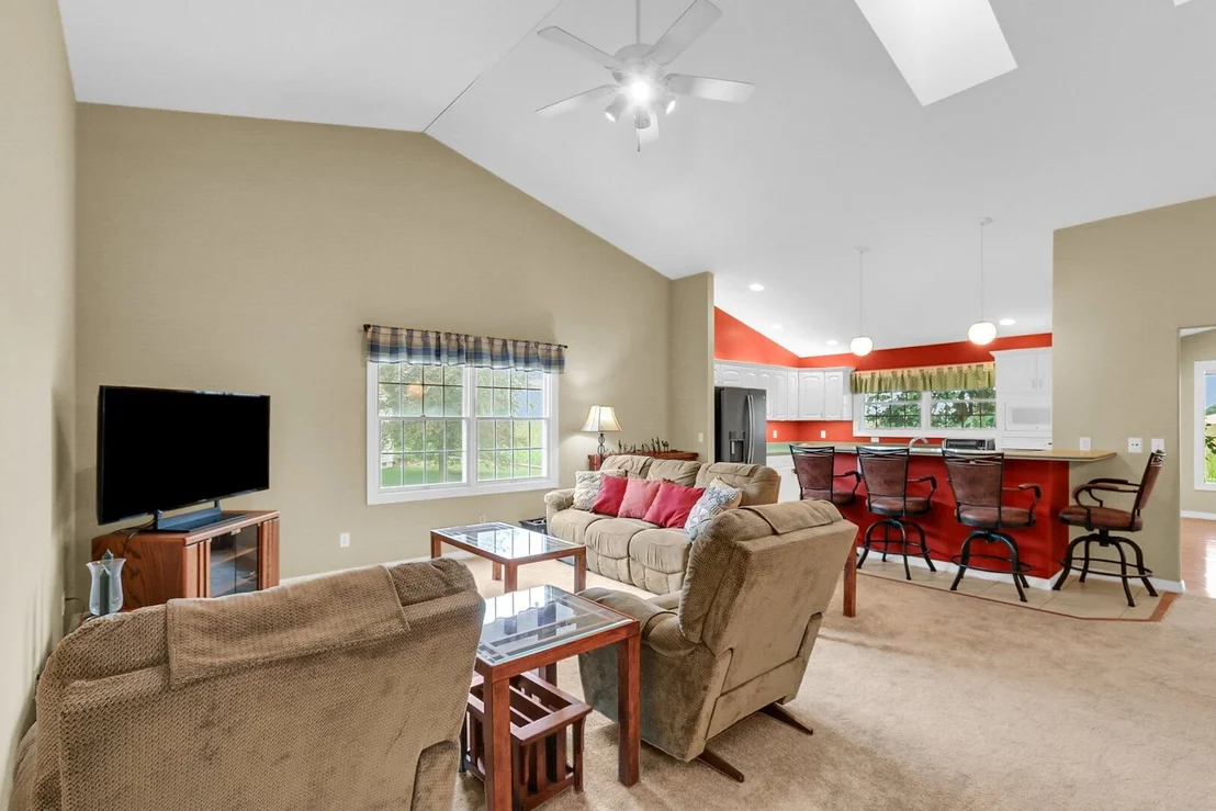 Photo of Unit 1 at 1614 Windward Point