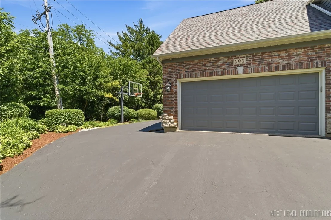 Photo of 990 Pinecrest Drive