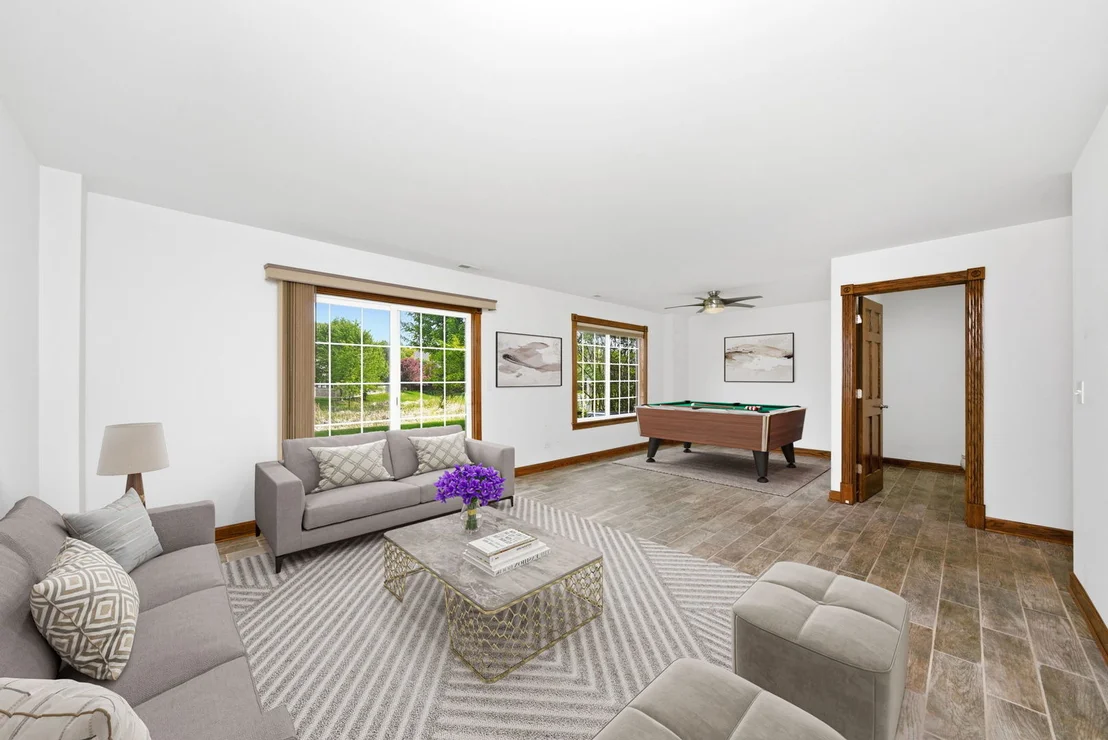 Photo of 922 Saddle Ridge Drive