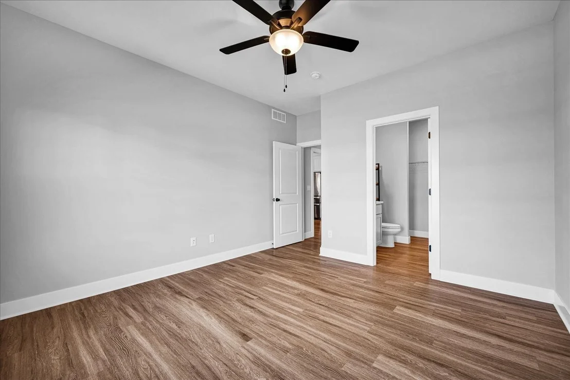 Photo of 1807 Glenbridge Road