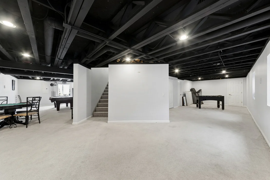 Photo of 1702 Stonegate Drive