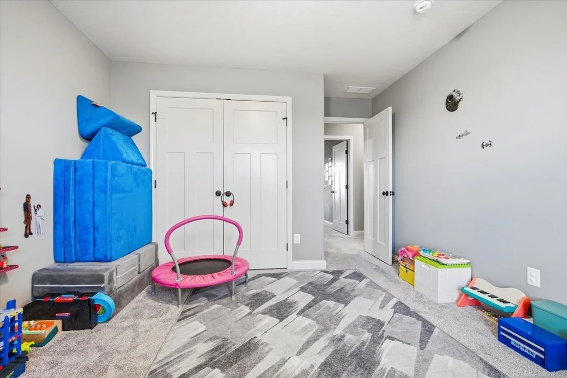 Photo of 2625 Shale Road