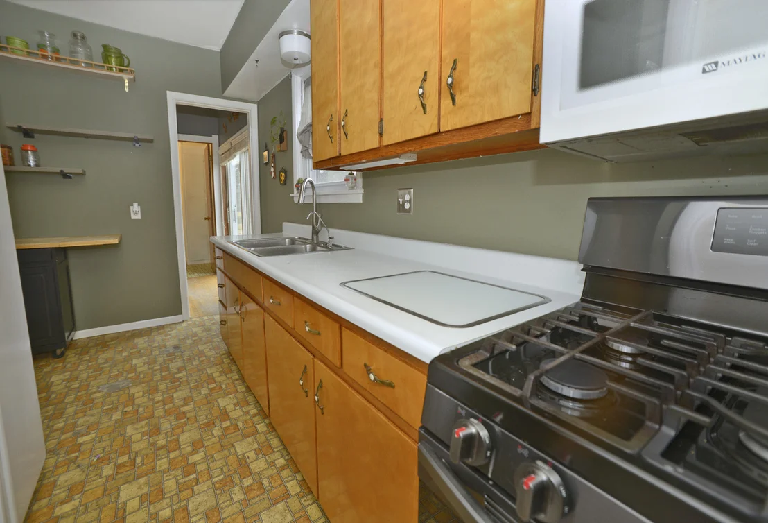 Photo of 210 6th Street