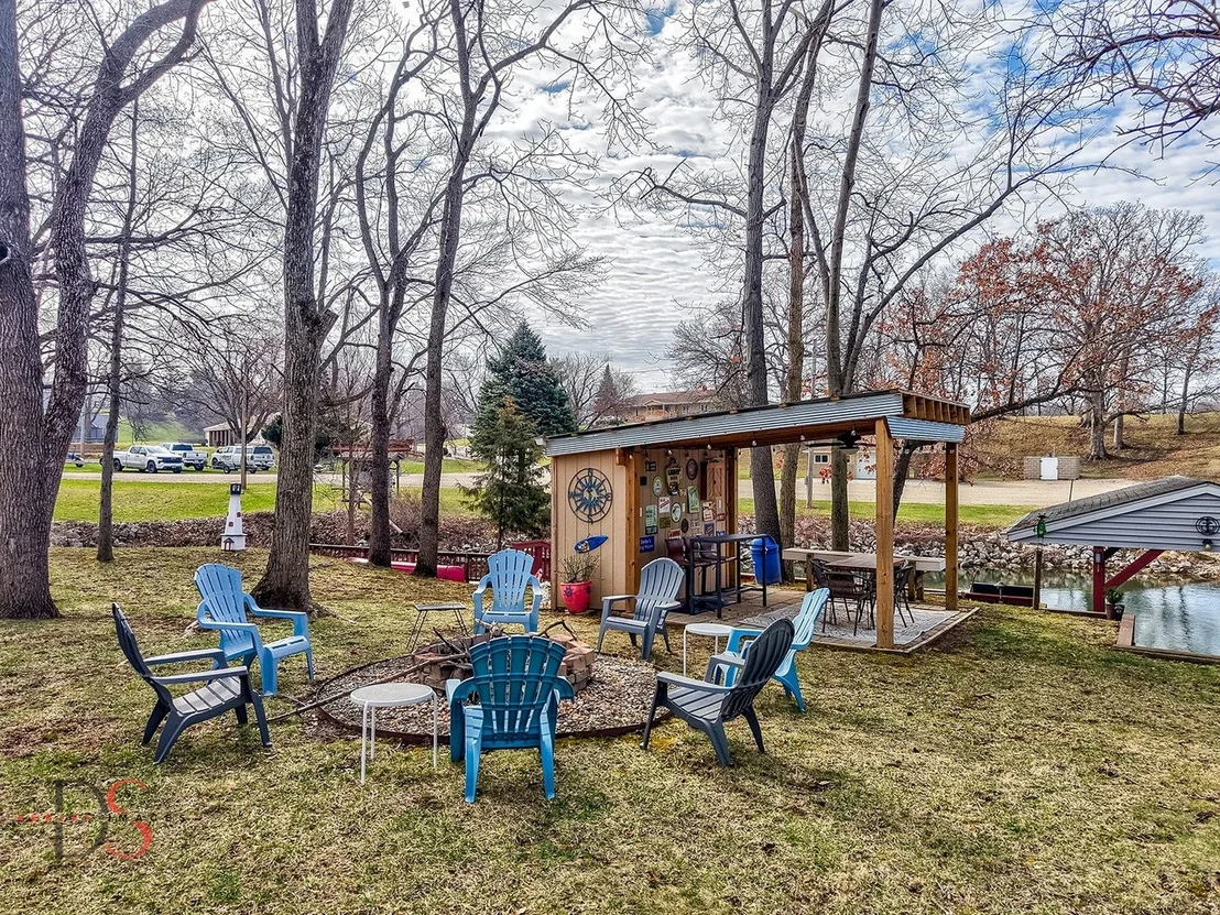 Photo of 152 Beachview Court