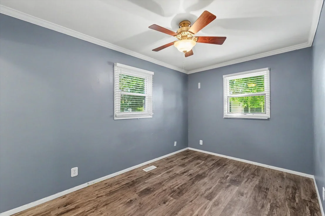 Photo of 406 NORTHGATE Drive