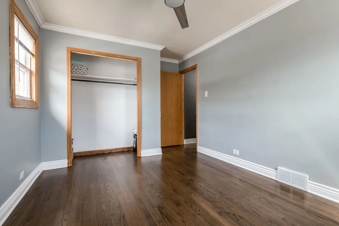Photo of 6113 W 80th Place