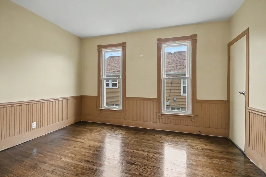 Photo of 662 Bent Street