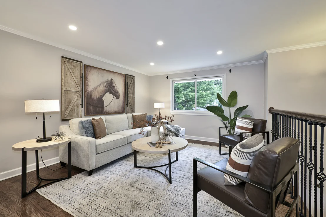 Photo of 1328 Cabot Lane