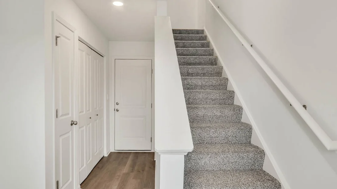 Photo of 403 Lakeshore Court
