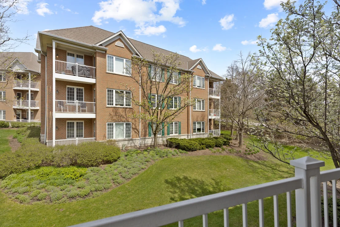 Photo of Unit 202 at 2640 Summit Drive