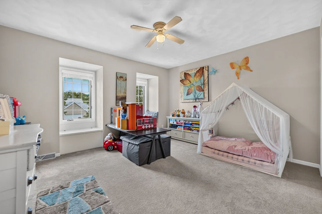 Photo of 9176 Forest Ridge Drive