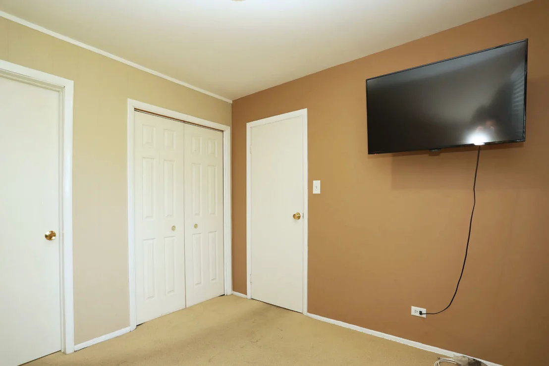 Photo of 1324 Chartwell Road