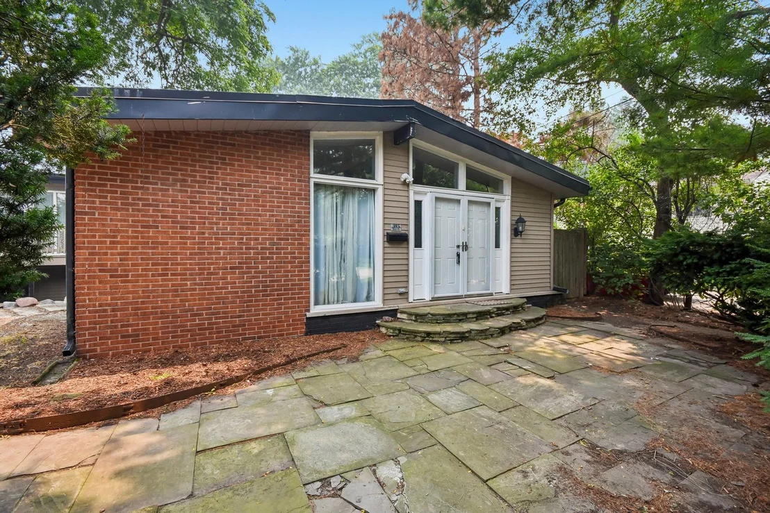 Photo of 385 ANNE Terrace