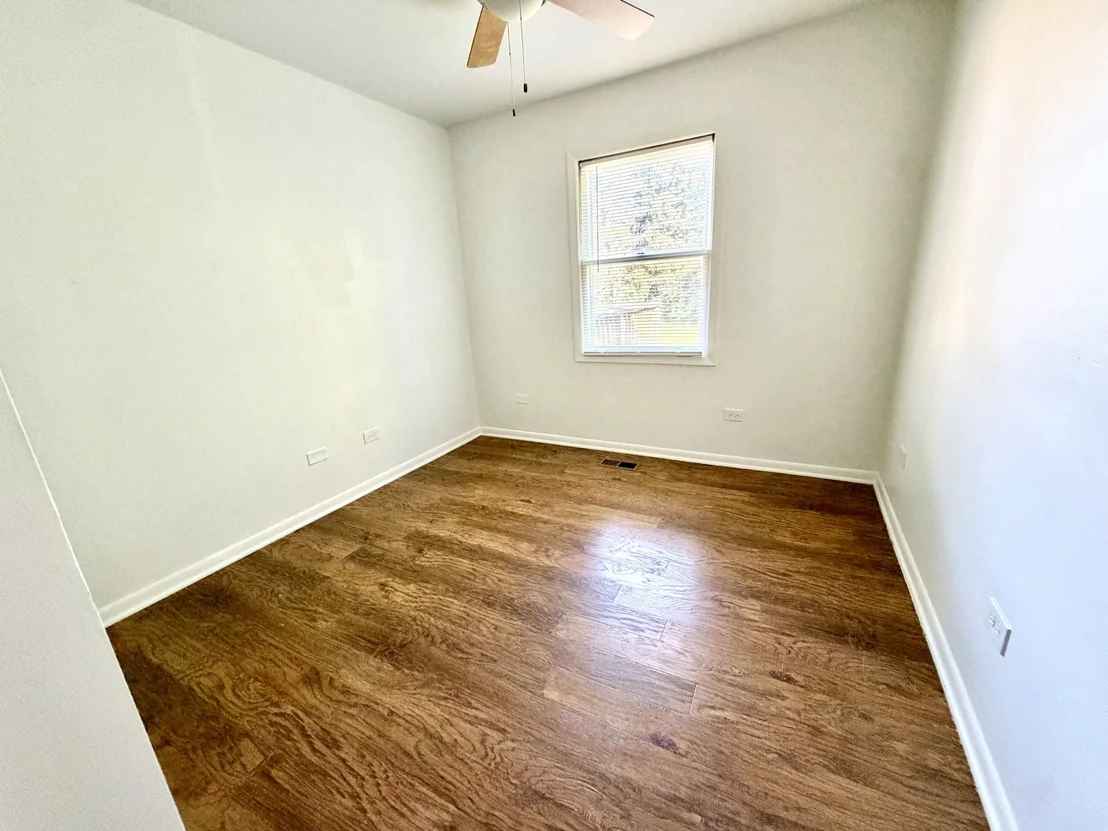 Photo of 2337 Golfview Drive