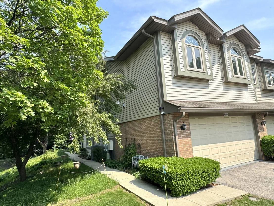Photo of 1009 Arbor Court