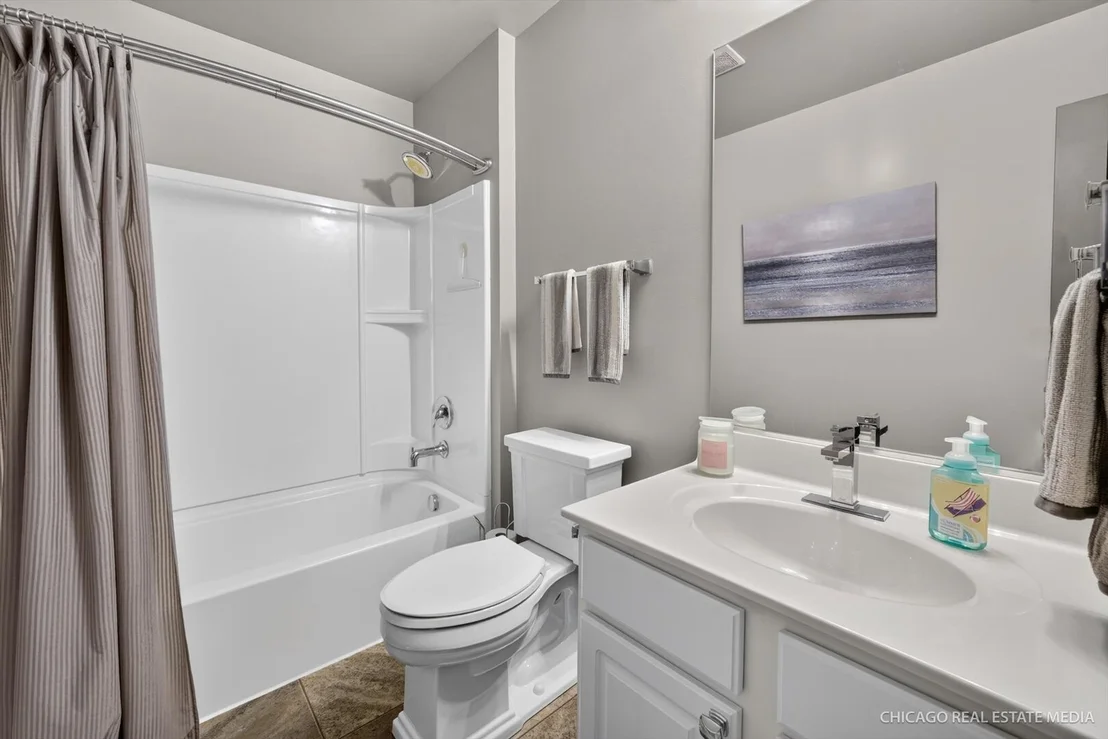 Photo of 1002 Chestnut Drive