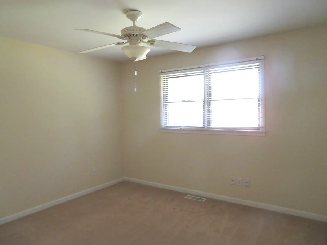 Photo of 116 Crabapple Lane