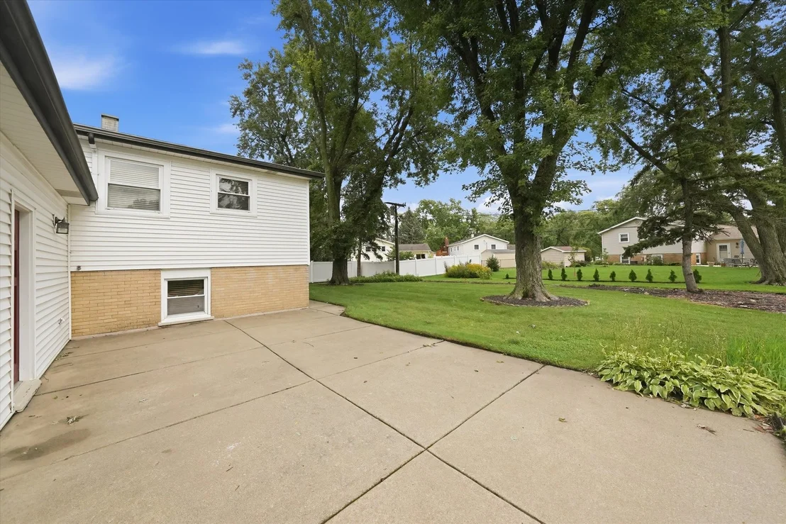 Photo of 1025 Belair Drive