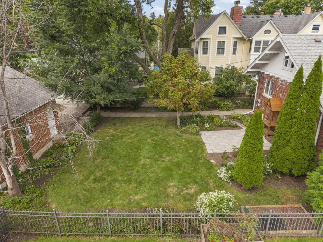 Photo of 115 N Wright Street