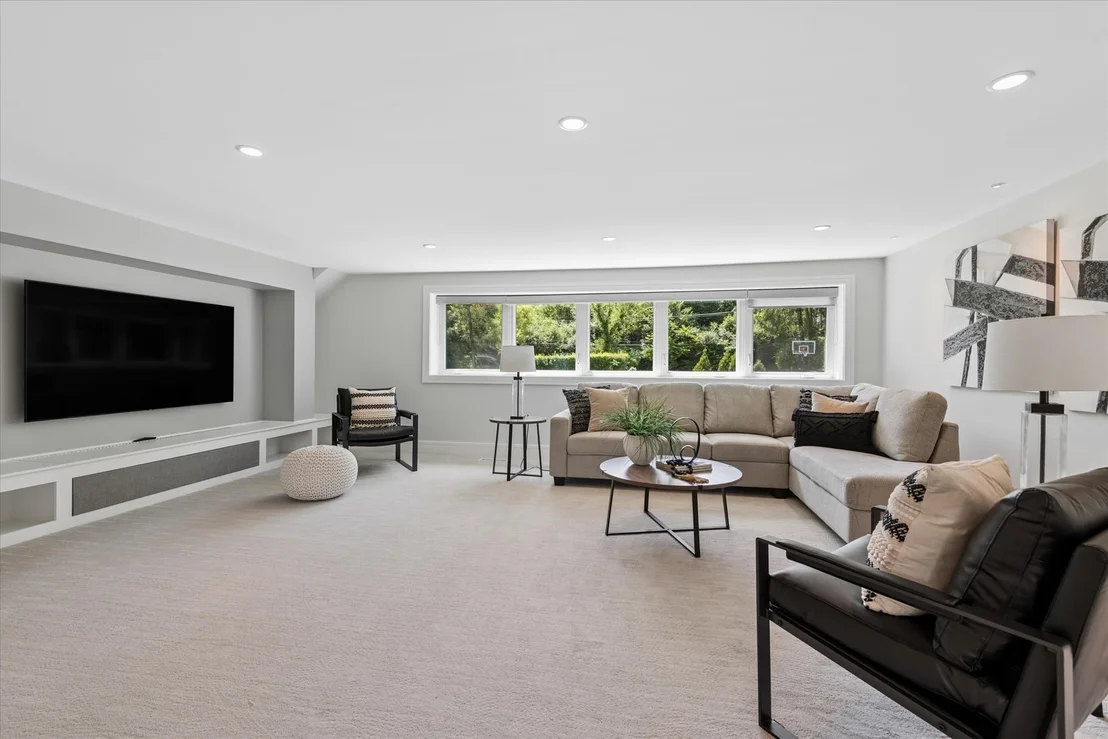 Photo of 3148 Cuba Road